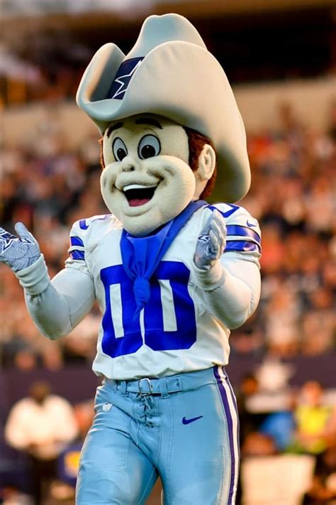 Dallas Cowboys mascot regalia